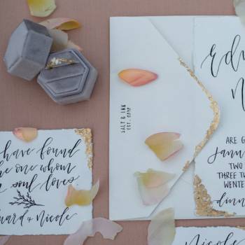 Invitații și papetărie