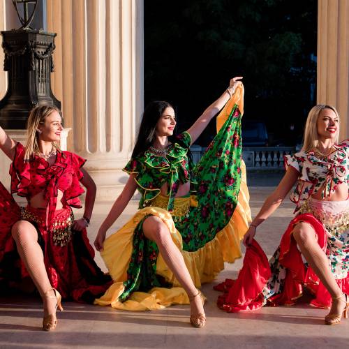 Dansatori Evenimente Queens Show