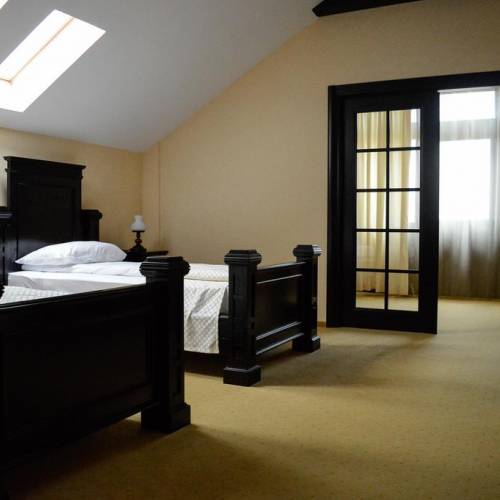 Complex Podu cu Lanturi - Hotel, Restaurant, Fabrica de bere, ballroom