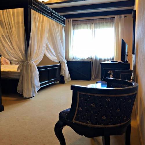 Complex Podu cu Lanturi - Hotel, Restaurant, Fabrica de bere, ballroom