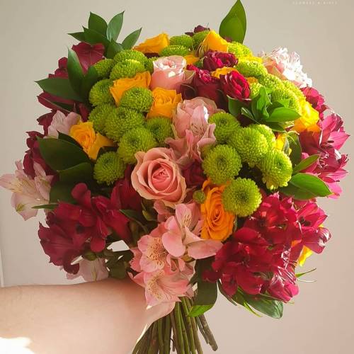 Zaria Flowers & Gifts