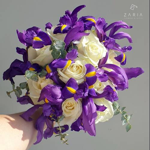 Zaria Flowers & Gifts