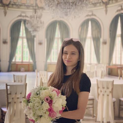 Ana Bucur 
