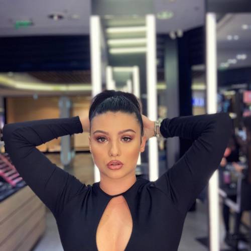Make up Artist Mihaela Dragomir