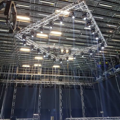 STAGE-RO