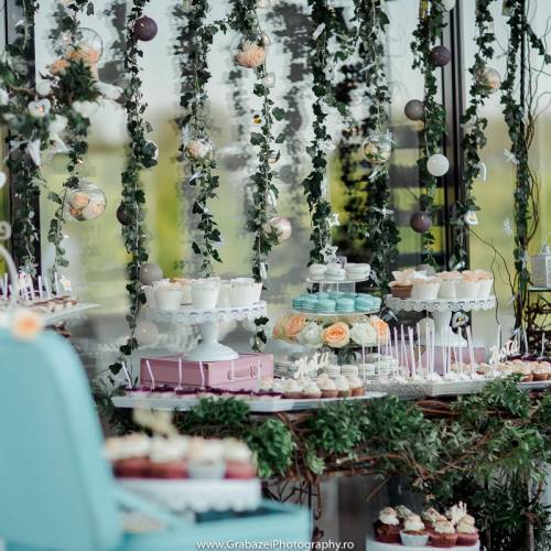 Candy Bar Royal Bakery