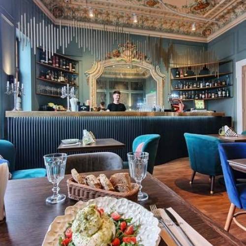 The Manor Restaurant & Lounge