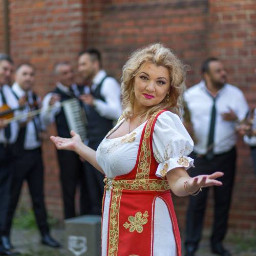 Taraful Simona Tone