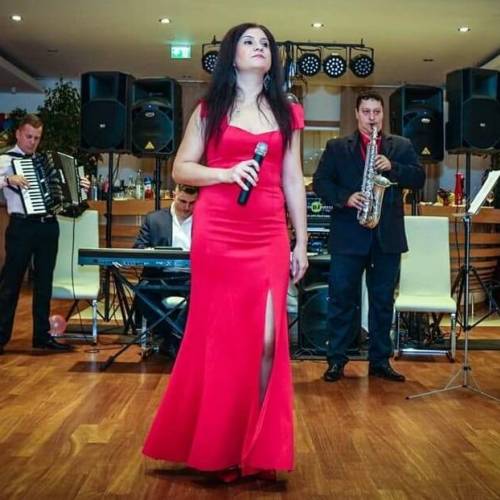 Irina CONTI & Orchestra