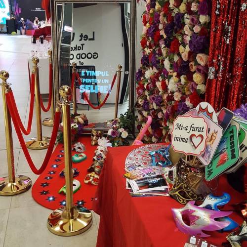 Oglinda Amintirilor Tale