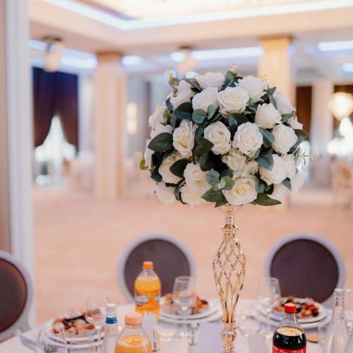 Midnight Moments SRL