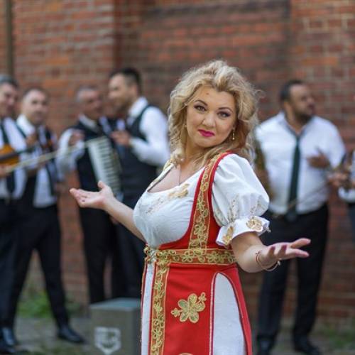 Taraful Simona Tone