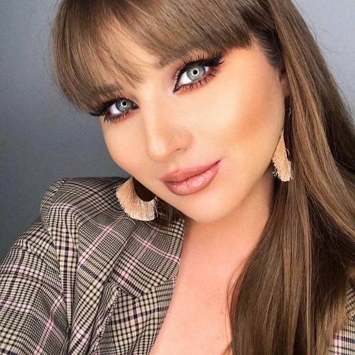 Violeta Paun Makeup Artist