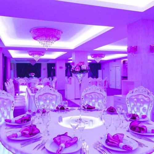 Salon Traian