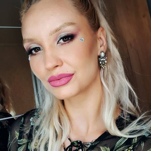 Alina  make-up