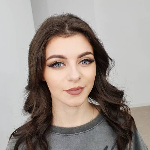 Alina  make-up