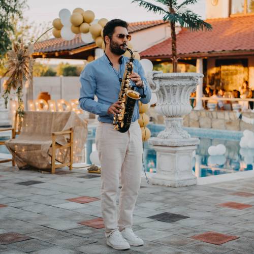 Mr. Saxobeat
