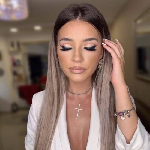 GG Make-up Artist