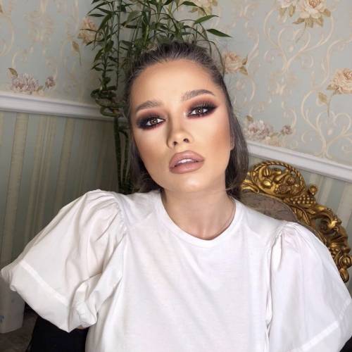 GG Make-up Artist